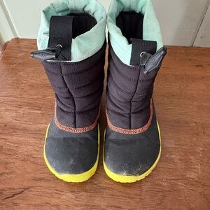 Kids Vivo Barefoot Black and Yellow Winter Boots